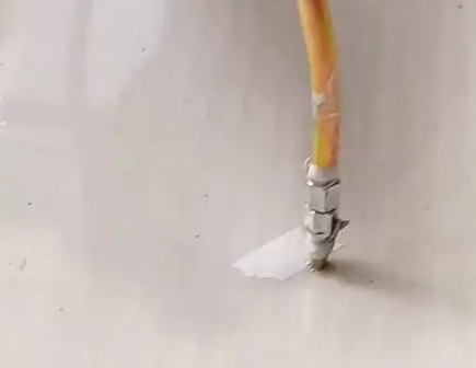 海曙瓷砖空鼓维修公司专业解答在瓷砖铺贴过程中，如果使用的砂料过粗（如全部使用了粗砂），可能会导致以下问题